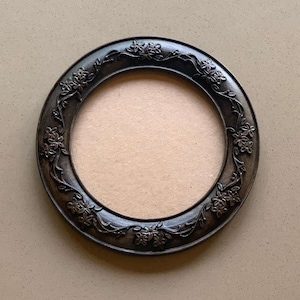 Round Flower Photo Picture Decorative Frame Floral Ornate Romantic Carved Wood Wall Mounted Home Decor Embroidery Frames