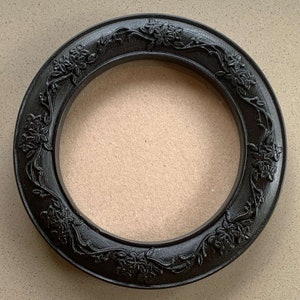 Round Flower Photo Picture Decorative Frame Floral Ornate Romantic Carved Wood Wall Mounted Home Decor Embroidery Frames