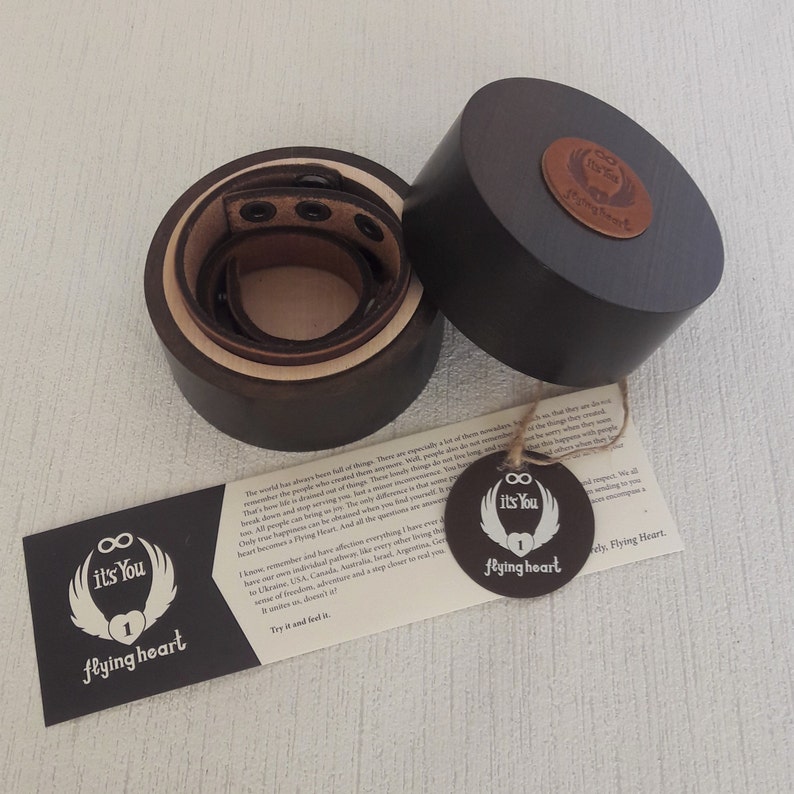 Couples bracelet set of 2 genuine leather cuff wooden gift box included Anniversary gift for couple Adjustable simple bracelet Brown cuff