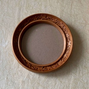 Round Photo Picture Frame Wall Mounted Home Decor Embroidery Frame Solid Wood