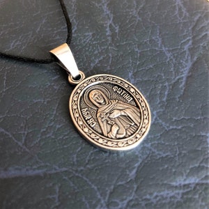 Saint Photine (Svetlana) Icon Necklace. Great-martyr Photine of Samaria Christian Charm. Saint Photina Pendant. Religious gift.