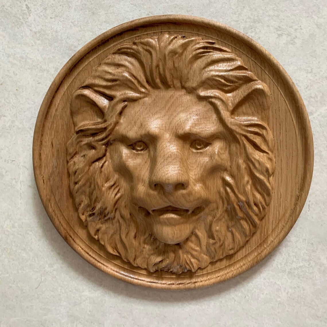 9 1/3 Carved Oak Wood Lion Head Decorative Round Rosette | Etsy