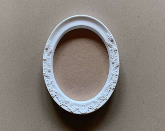 Oval Photo Picture Decorative Frame Carved Wood Wall Mounted Decorative Home Decor White Frames
