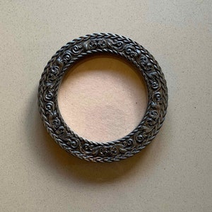 Round Flower Photo Picture Decorative Frame Floral Ornate Romantic Carved Wood Wall Mounted Home Decor Embroidery Frames