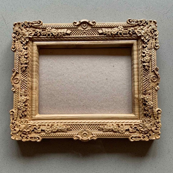 Round Flower Photo Picture Decorative Frame Floral Ornate Romantic Carved  Wood Wall Mounted Home Decor Embroidery Frames 