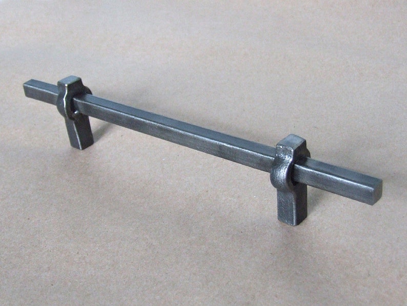 Hand forged steel drawer handles pulls knobs Kitchen cabinet units hardware cruft supplies tools Wrought modern industrial loft pull handle