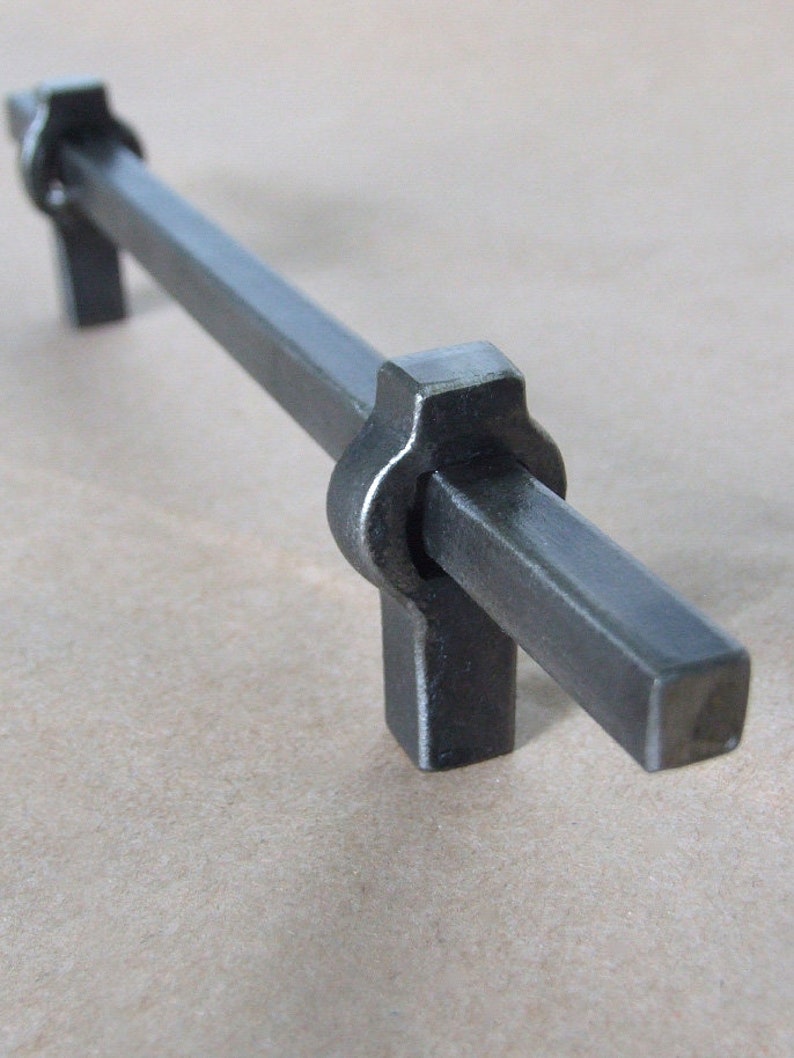 Hand forged steel drawer handles pulls knobs Kitchen cabinet units hardware cruft supplies tools Wrought modern industrial loft pull handle
