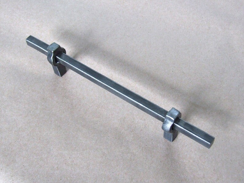 Hand forged steel drawer handles pulls knobs Kitchen cabinet units hardware cruft supplies tools Wrought modern industrial loft pull handle