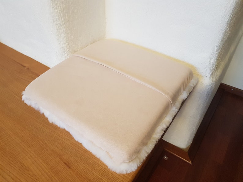 Real sheepskin chair cushion, seat cushion White Lambskin Chair Cushion Sheepskin seat cover Seat cushion with memory foam filling 40x40 image 5