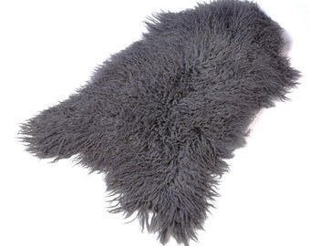 Naturasan ISLAND lambskin sheepskin, long hair look, curly, Gotland style, color gray