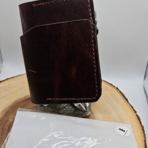Cartera de cuero de gran tamaño, cuero natural #202, cartera plegable, hecha a mano, hilo de nailon encerado, cosida a mano, hecha en los EE.UU.