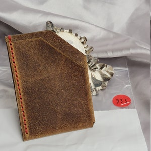 Cuero genuino, cuero marrón angustiado, nuevo, hecho a mano, hecho a mano, hecho a mano, hecho en los EE.UU., cartera de estilo minimalista, hecho a mano, cosido a mano