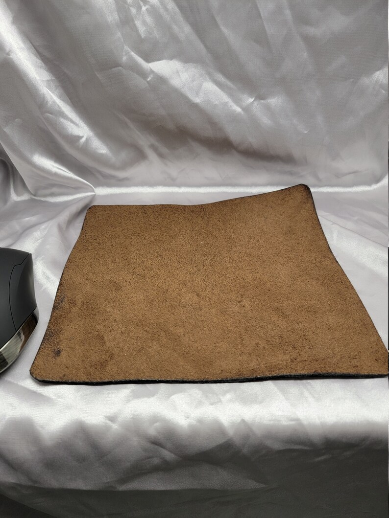 black painted edges,hand made,nice design,made in the USA,really good feeling soft leather mouse pad laser engraved new Genuine Leather
