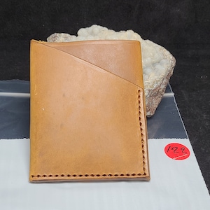 billetera minimalista de cuero genuino, soporte de tarjeta vertical, cosecha de bronceado inglés, nuevo, 2 bolsillos, cosido a mano, hecho a mano, hecho en los EE.UU.