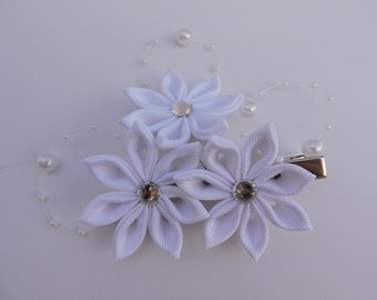 White Bridal Kanzashi Fabric Flower hair clip . Bridal Hair piece.
