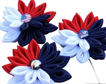 Spilla da bavero Kanzashi Flower: Fiore patriottico, bandiera americana, aquila