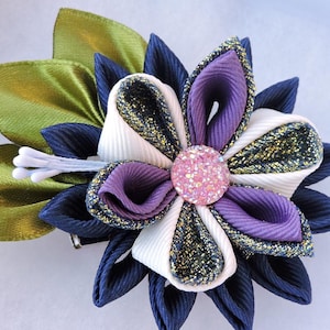 Kanzashi fabric flower brooch .