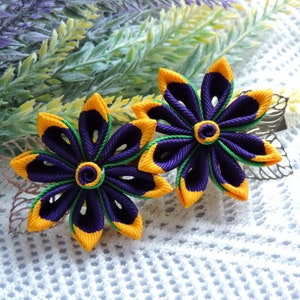 Kanzashi fabric flower hair clip. Pansy Flower.