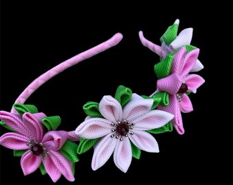 Cerchietto con fiori in tessuto: stile Tsumami Kanzashi