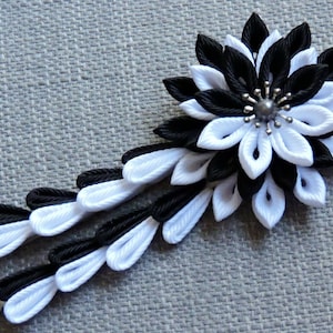 Black & White Kanzashi Flower Hair Clip: Japanese Grosgrain Ribbon Hair Piece