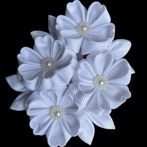 White Kanzashi Flower Hair Clip: Japanese Grosgrain Ribbon Accessory
