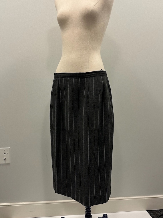 Jones New York Pin Striped Gray Pencil Skirt