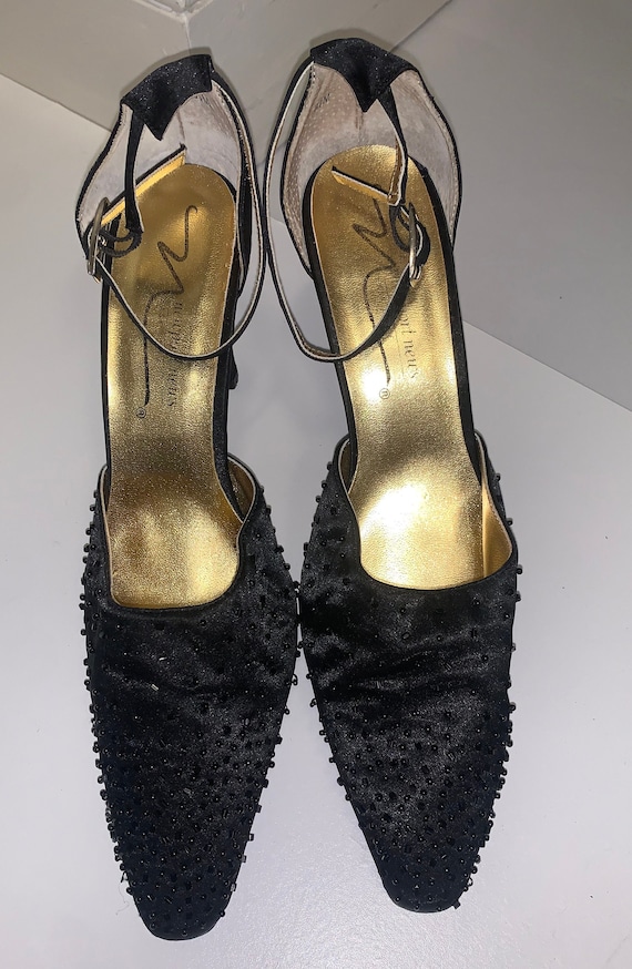 Beaded Pump - image 6