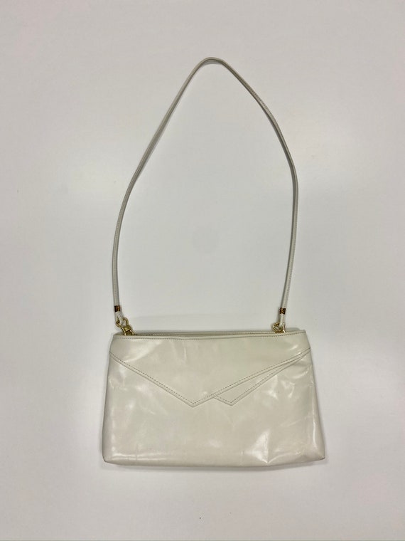 Chic Classix - image 1