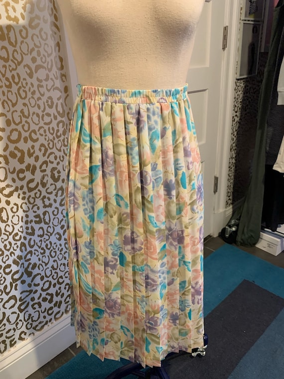 Pastel Pleat Skirt - image 2