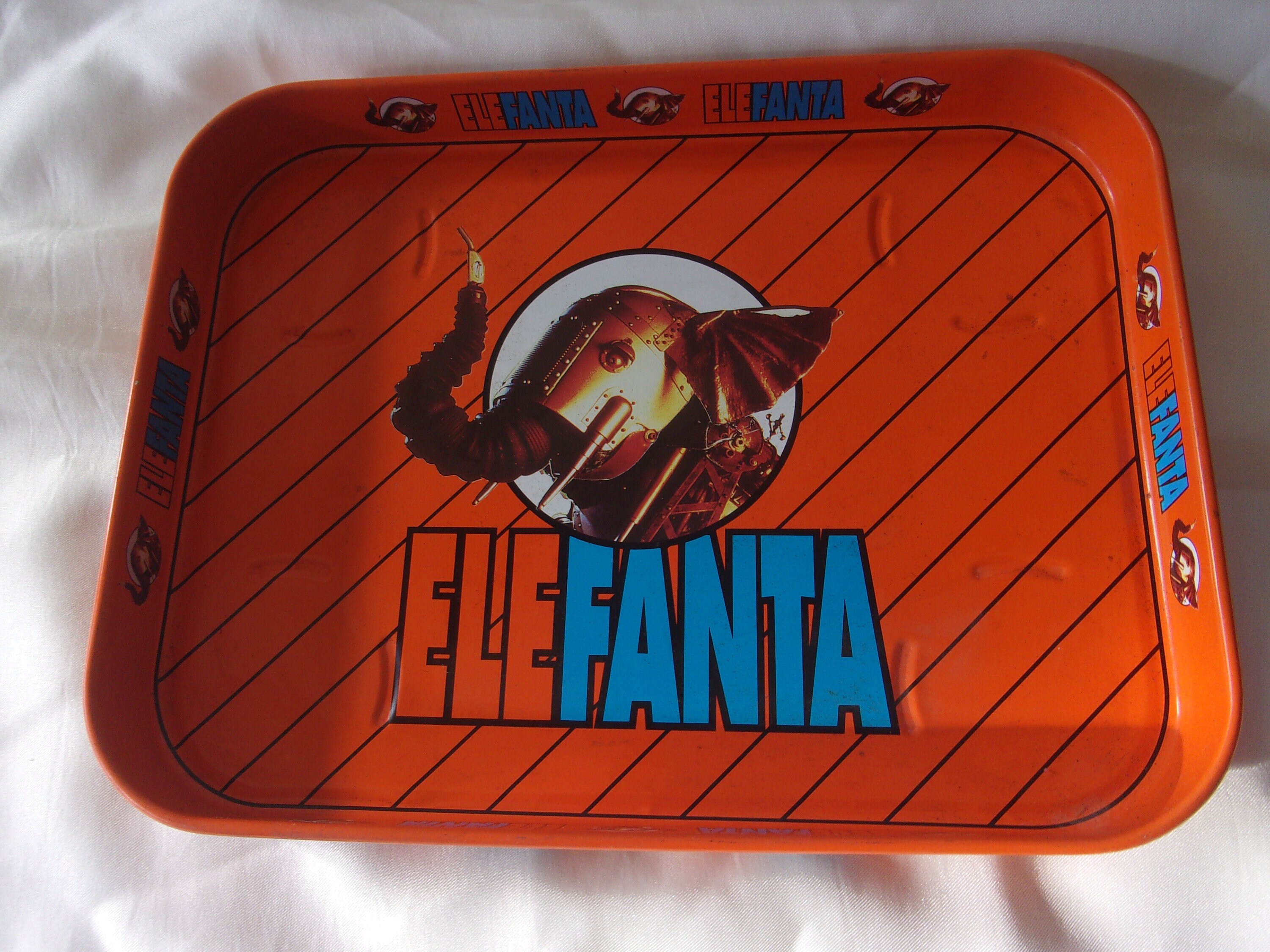 Plateau de Service en Métal Elefanta