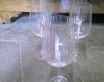 5 copas de vino de cristal