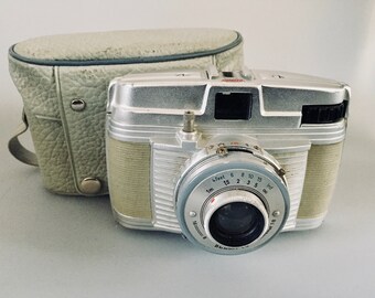 Bilora Bella 46 German Made 127 Roll Film Camera from the 1950's