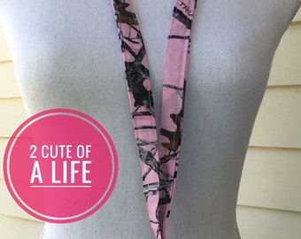 Pink camouflage lanyard/camouflage lanyard/pink lanyard/camouflage/badge holder/ID holder/lanyard/lanyards for her/gifts for her/lanyards