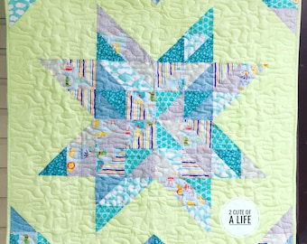 Star Patchwork Baby Quilt: Newborn Crib Blanket (38x39 inches)