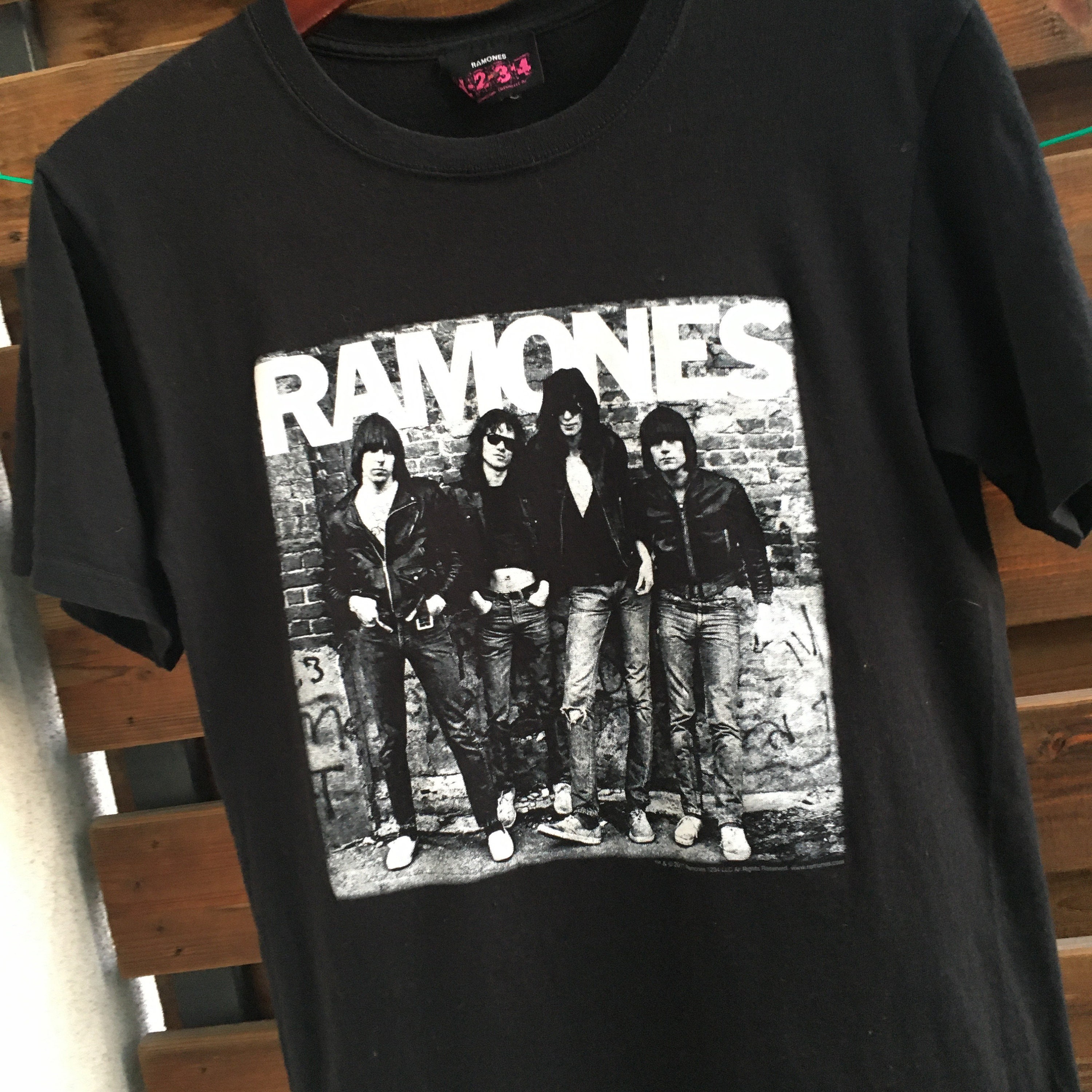 Ramones official vintage black t shirt / band / punk t shirt Etsy