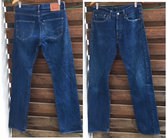 Levis 501 dark blue vintage medium high 