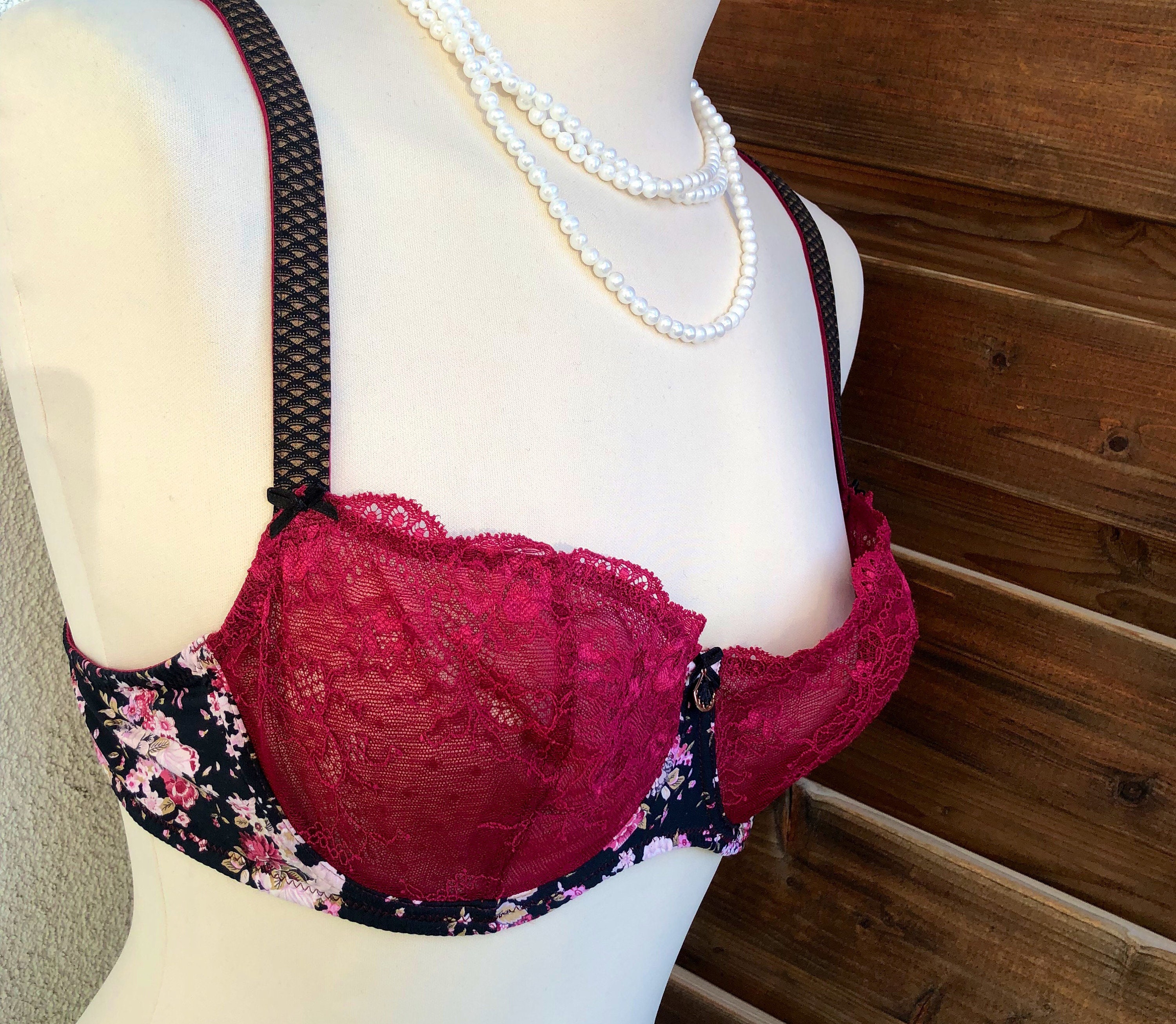 Aubade French Lace and Floral Vintage Bra About US 32-34B/C