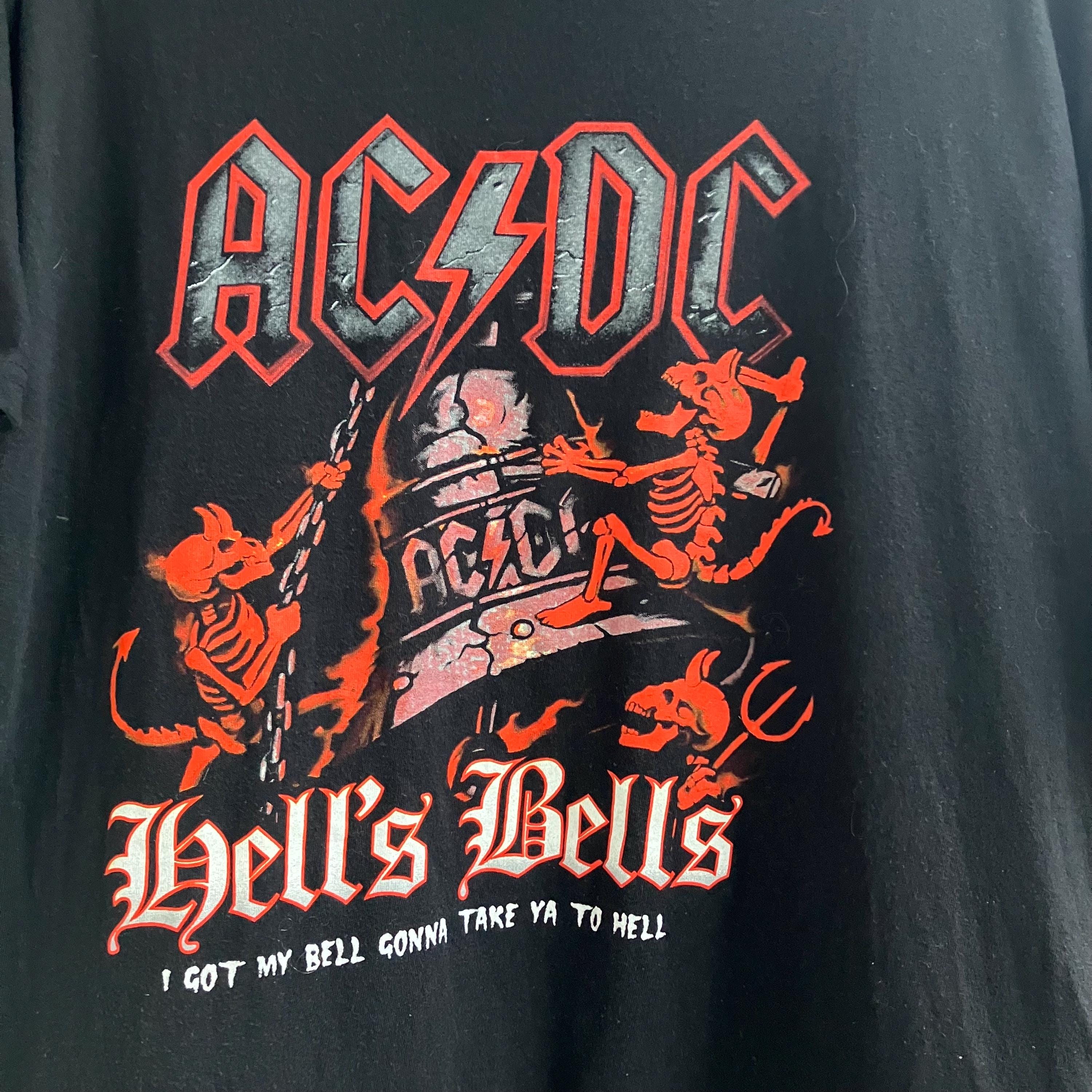 AC/DC Hells Bells Vintage Band / Rock / Heavy Metal T Shirt L- XL