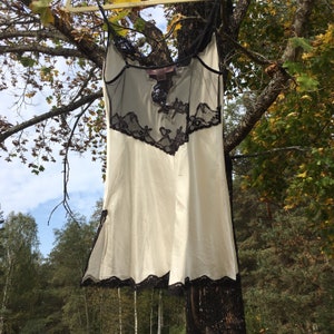 100% Seide Victoria's Secret Creme Vintage Slip (Kleid) Dessous, Nachthemd, Hemdchen S