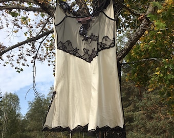 Lingerie, sottoveste vintage color crema Victoria's Secret 100% seta, camicia da notte, canotta S