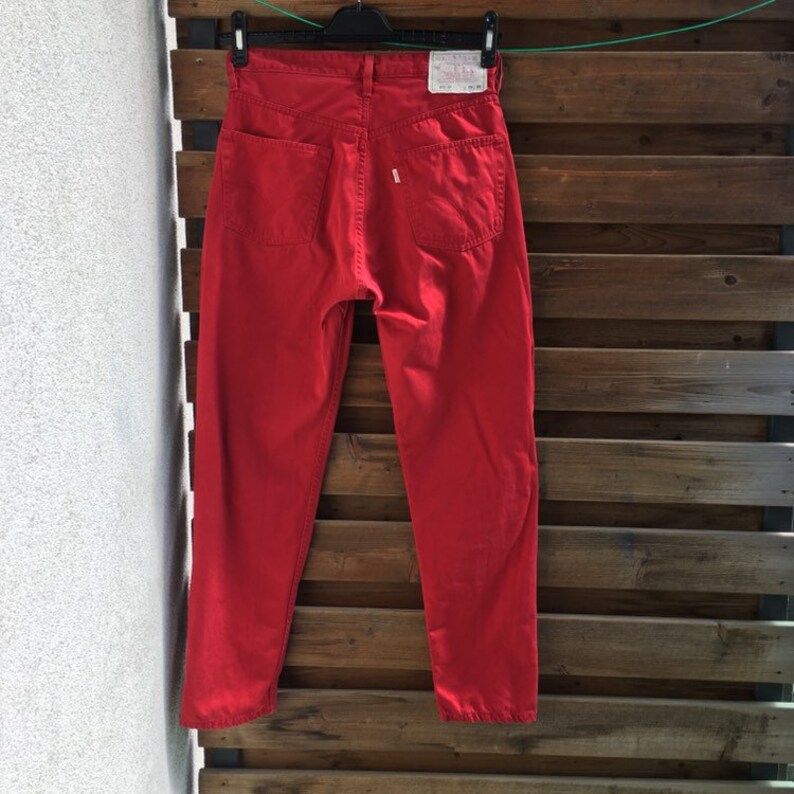 Levis 510 high waist red button fly jeans labelled W29 L28, see actual measurements image 7