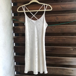 100% textured silk white vintage slip (dress) lingerie, nightgown  S