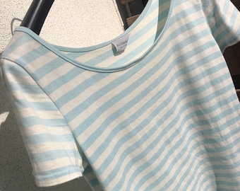 Marimekko Finnisches Vintage blassblau weiß gestreiftes T-Shirt, Oberteil S-M