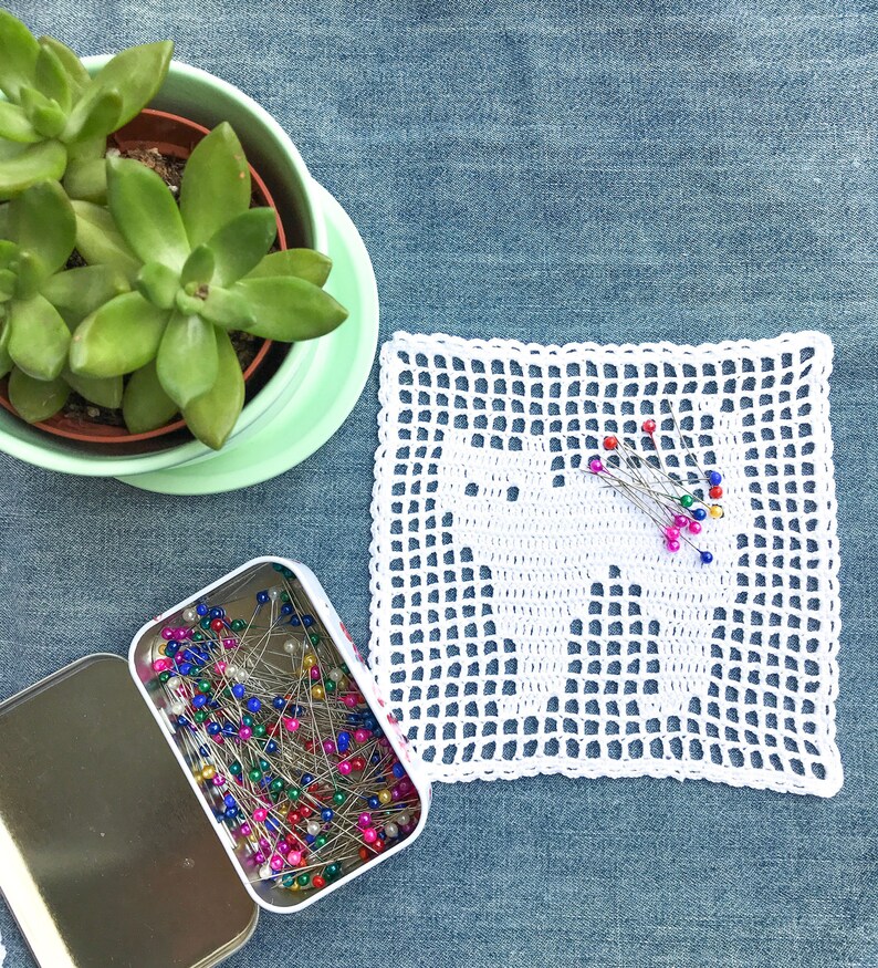 Crochet pattern cat kitten pattern crochet small doily crochet Etsy