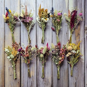 Mini Dried Flower Bouquet: Rustic Cottagecore Home Decor
