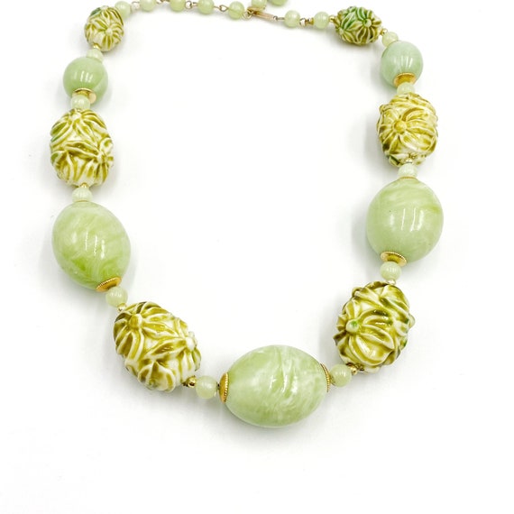 Vintage mid century green lucite bead choker neck… - image 6