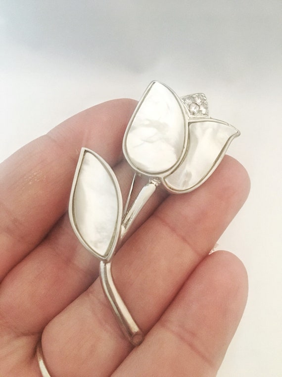 Vintage silver mother of pearl tulip flower brooc… - image 3