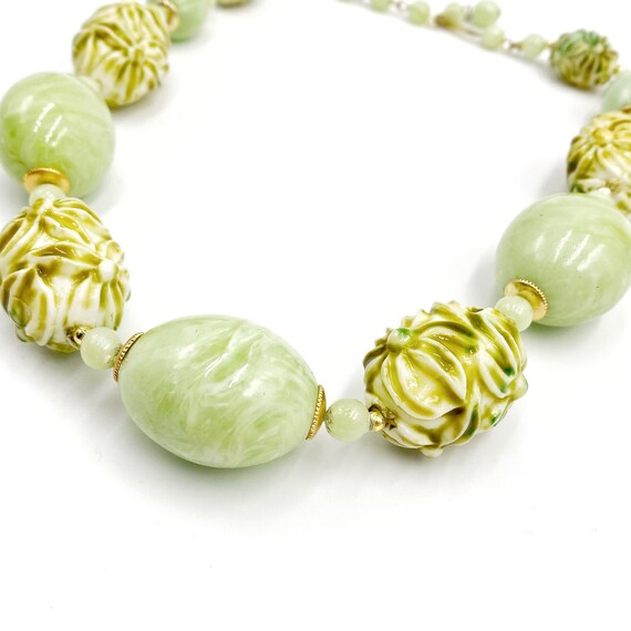 Vintage mid century green lucite bead choker neck… - image 3