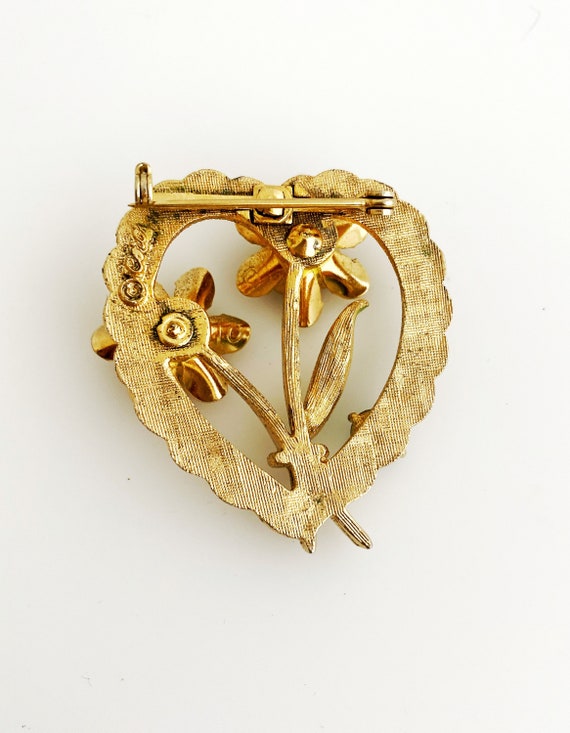 Vintage Coro heart brooch.  Gold with fun colors … - image 8