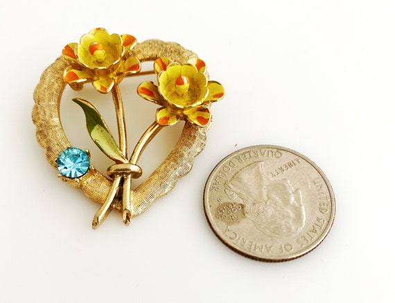 Vintage Coro heart brooch.  Gold with fun colors … - image 3